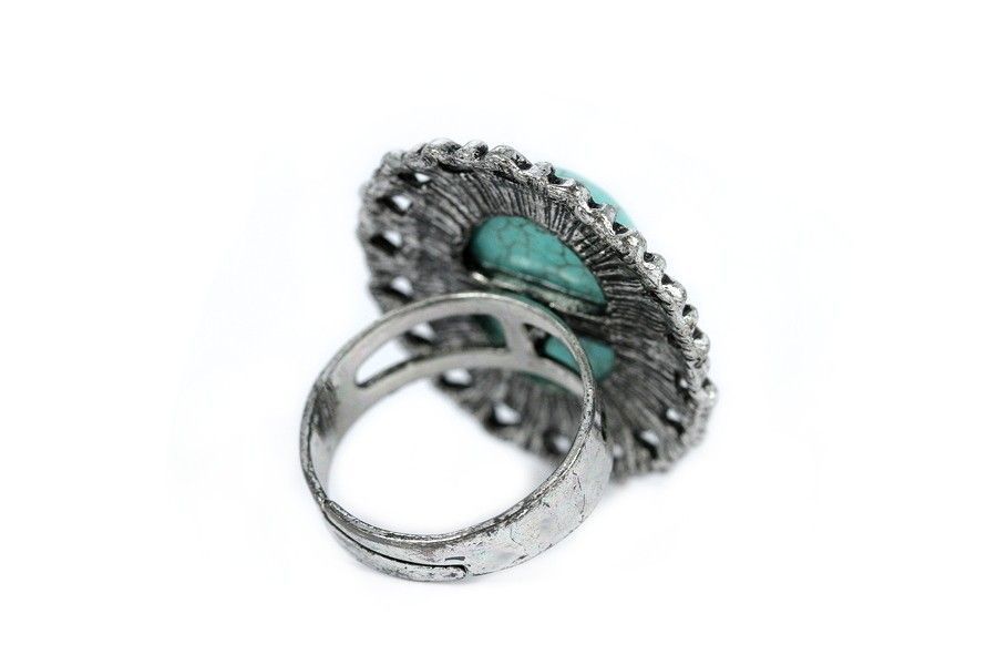 bague du rajasthan pierre turquoise et métal argenté cette bague ... bague du rajasthan pierre turquoise et métal argenté cette bague ...