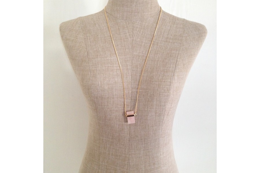 Collier Ethnique En Kunzite Rose – Pierre Précieuse De Création – Ovale – Argenté