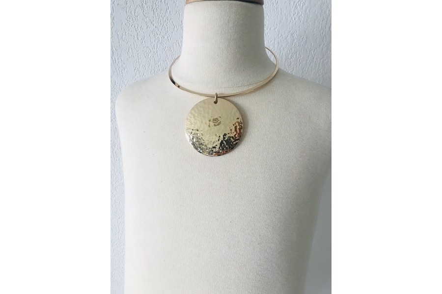Collier Plastron Imposant - Or, Nacre, Cloisonné - Bijou Vintage Fantaisie - Occasion
