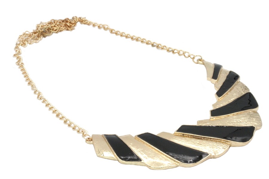 Collier Ethnique Coloré En Pierres - Longueur 42 Cm, Très Bon état, Occasion Peu Porté