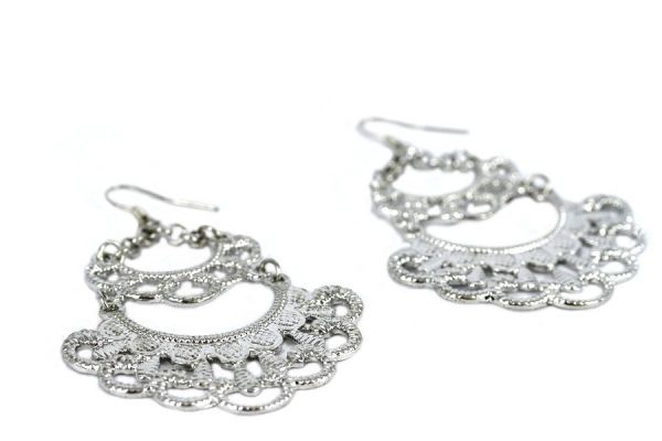 comment nettoyer boucles d'oreilles en argent