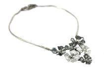 Collier flexible fleur d'argent