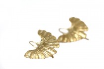 Petites boucles d'oreilles or nénuphar