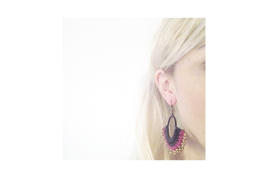 Boucles D'oreilles Pendantes Perles Et Plumes Dorées - Neuves Avec étiquettes, Alliage, Style Bohème
