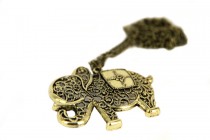 Collier avec pendentif original et fashion pour fille éléphant