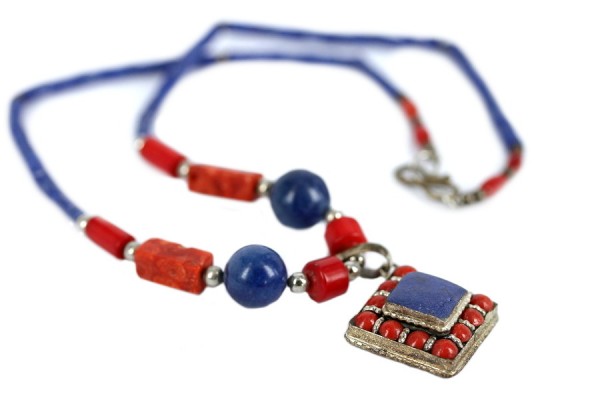 Collier en lapis Kerala Collier lapis lazuli or