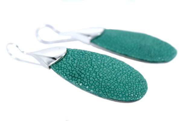 Boucles goutte en galuchat Océan Boucles goutte en galuchat anis