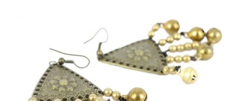 LOT De Bijoux Rétro Anciens - Clips D'oreilles Fantaisie Plastic/métal - Occasion à Nettoyer