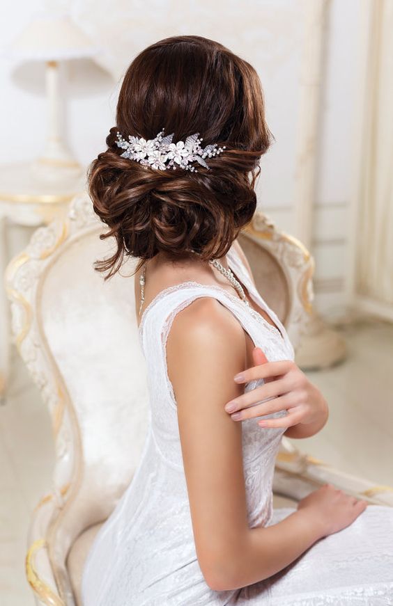 Accessoire cheveux mariage bohème bijou coiffure fleurs perles