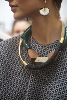 Comment nettoyer, vernir bijoux en bois ? entretien et traitement