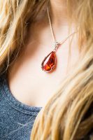 Recharger purifier utiliser collier d’ambre