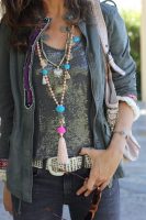 Quels bijoux avec robe longue hiver ?