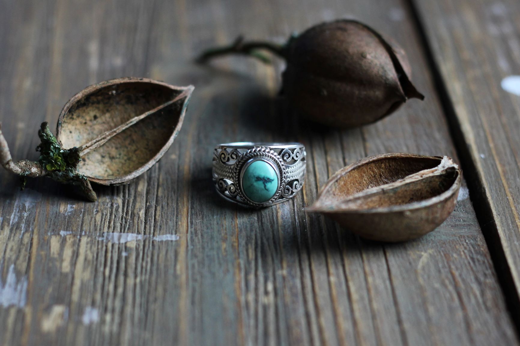 Bague En Argent Avec Poinçon - Bijou Occasion - Modèle Non Spécifié