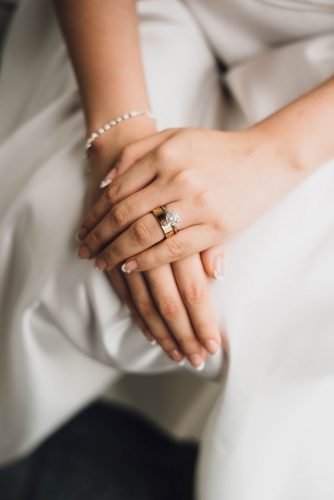 Conseils pour choisir le bijou parfait pour célébrer un anniversaire de mariage